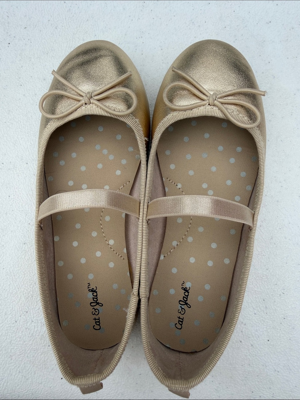 Cat & Jack Girls' Metallic Champagne Bow Mary Jane Flats